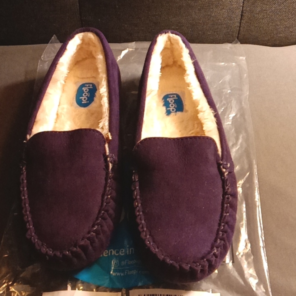 Floopi women's slippers size 8